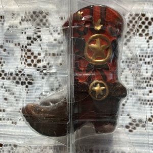 Salt and Pepper Shakers, Cowboy Boots, Ceramic Matching Set

~3.75" Tall 3" Deep